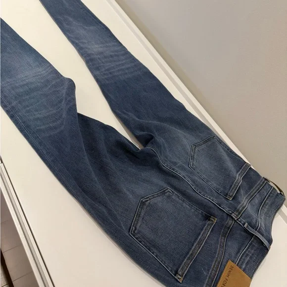 Blue Denim Jeans - Picture 4 of 4